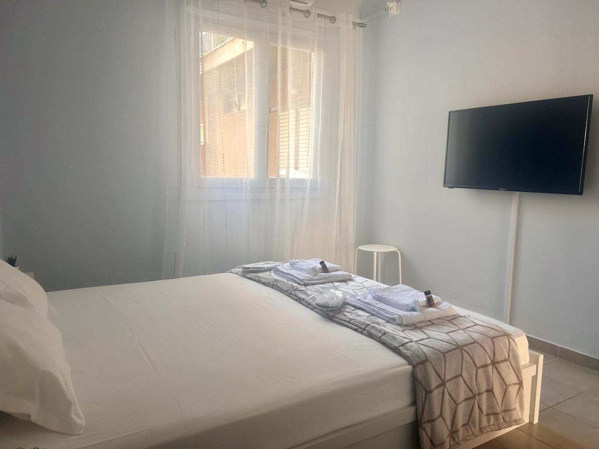 Aktis Apartment 3 Near Airport Artemida  Exterior photo